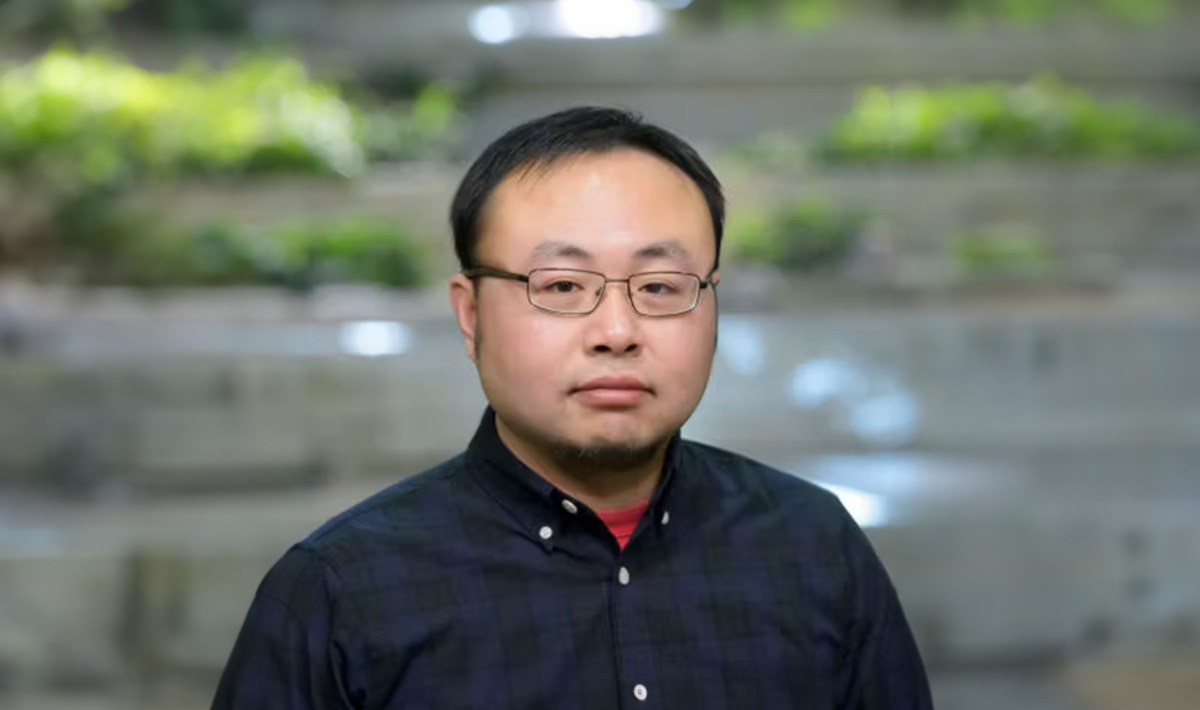 Professor Xiaodong Yu Headshot